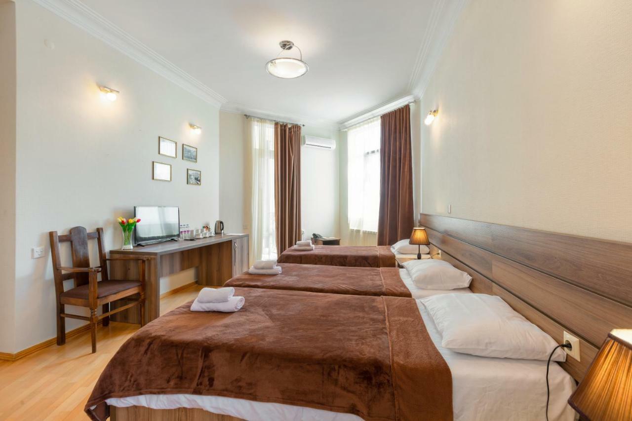 Отель Villa Tiflisi Экстерьер фото