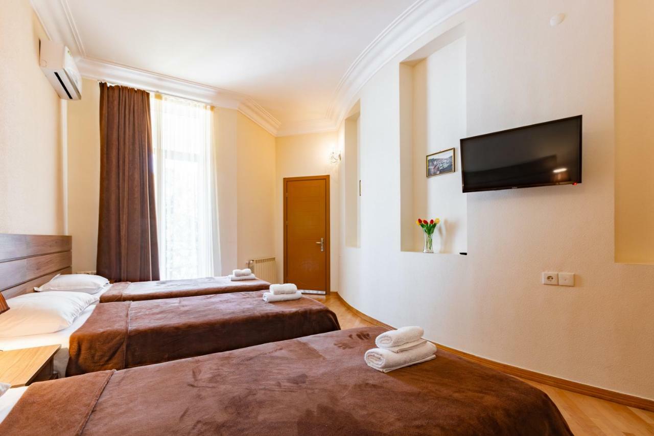 Отель Villa Tiflisi Экстерьер фото