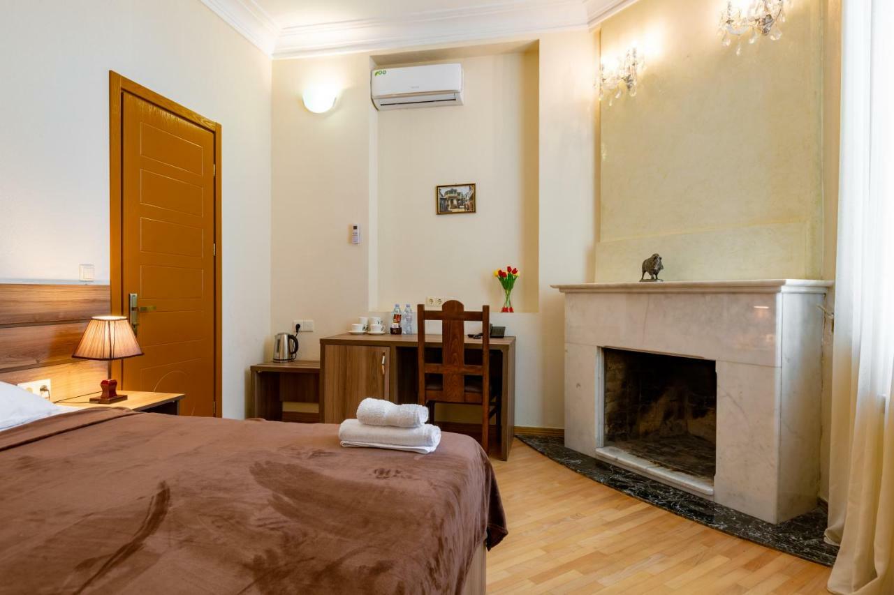Отель Villa Tiflisi Экстерьер фото